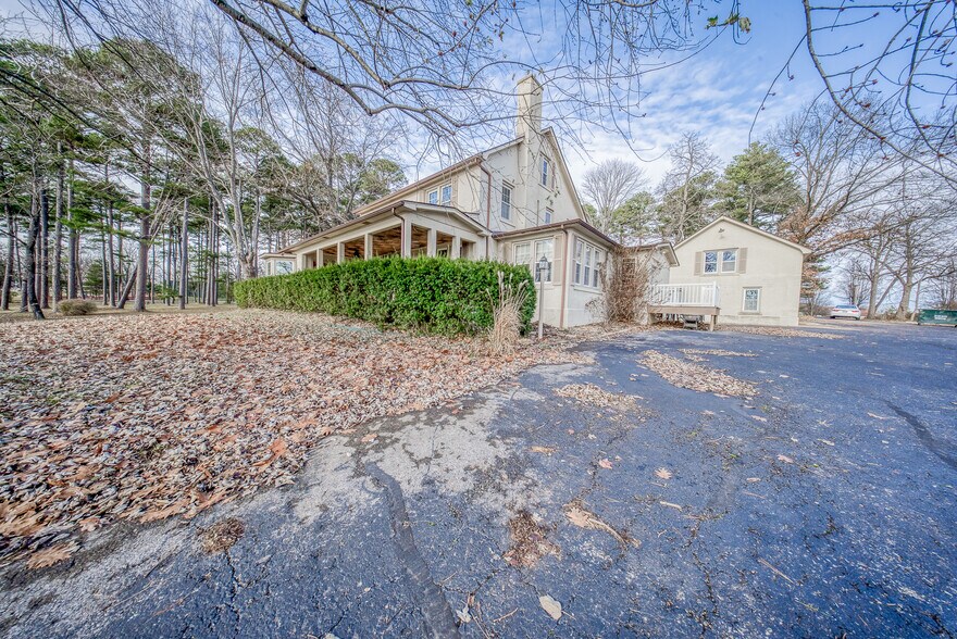 More Photos Of 1601 Missouri 72 Rt, Rolla Hospitality For Sale