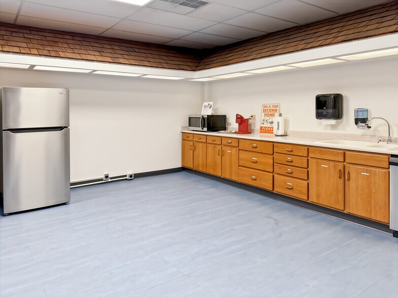 More Photos Of 115 W 2nd St, Pueblo Coworking Space