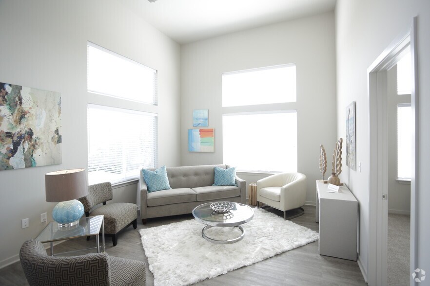 More Photos Of 7900 Conser St, Overland Park Apartments For Sale