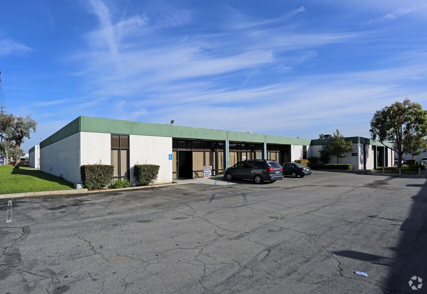 More Photos Of 9624 John St, Santa Fe Springs Unknown For Lease