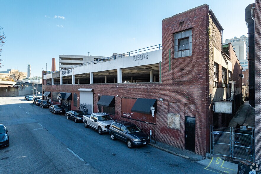 More Photos Of 407 E Saratoga St, Baltimore Parking Garage For Sale