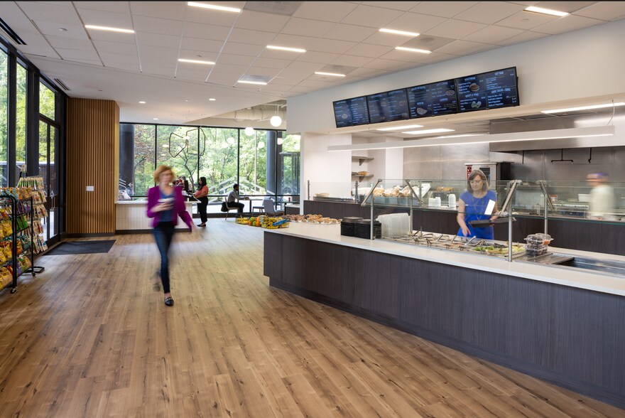 More Photos Of 1 Ravinia Dr, Atlanta Unknown For Lease