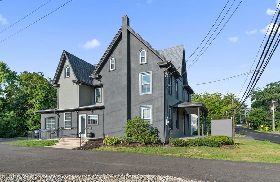 More Photos Of 5761 Lower York Rd, New Hope Storefront Retail Residential For Sale