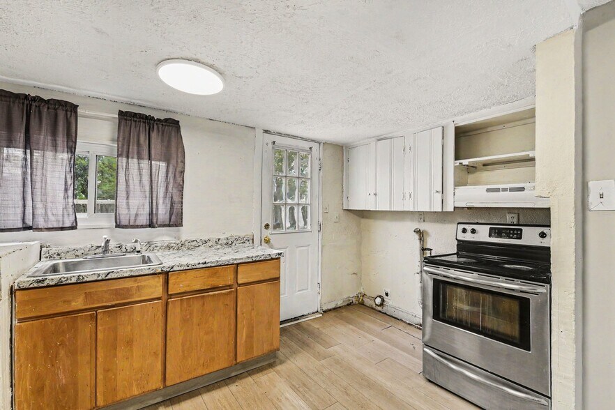 More Photos Of 7707 Baltimore Annapolis Blvd, Glen Burnie Office Residential For Sale