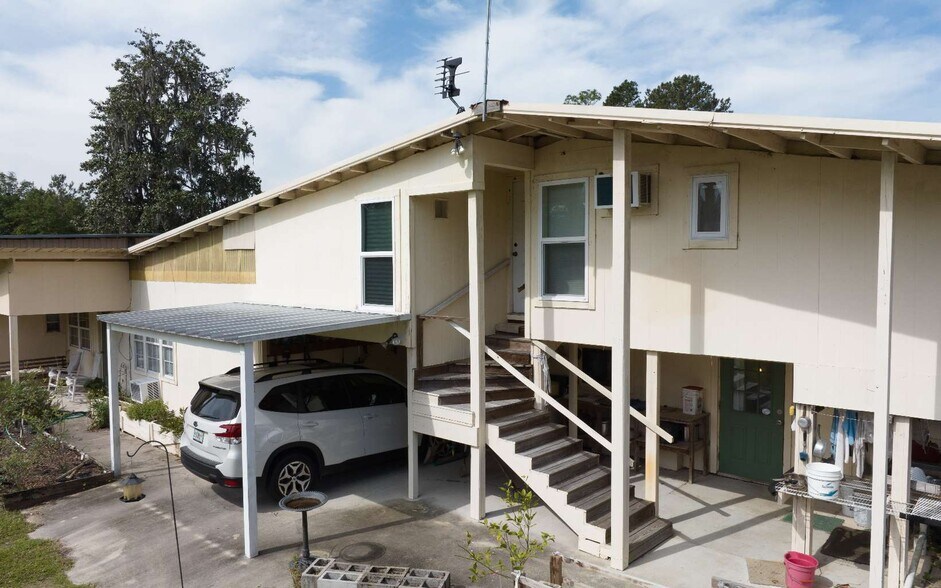 More Photos Of 11973 SE County Road 132, Jasper Office Residential For Sale