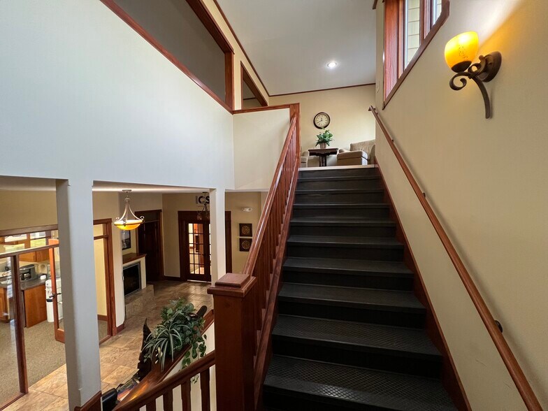 More Photos Of 104 Park Ave N, Park Rapids Medical For Sale