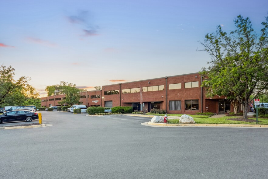 More Photos Of 7000 Newington Rd, Lorton Unknown For Lease