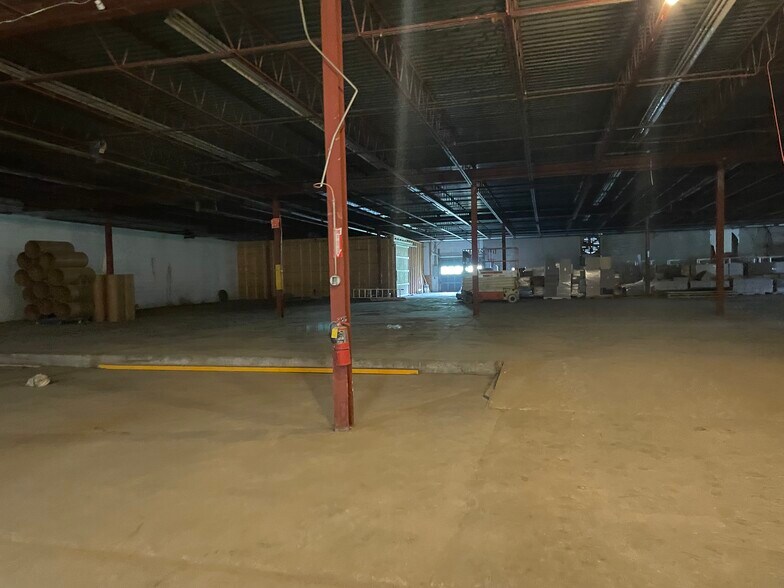 More Photos Of 2351 Mount Pleasant Rd, Mount Pleasant Warehouse For Lease