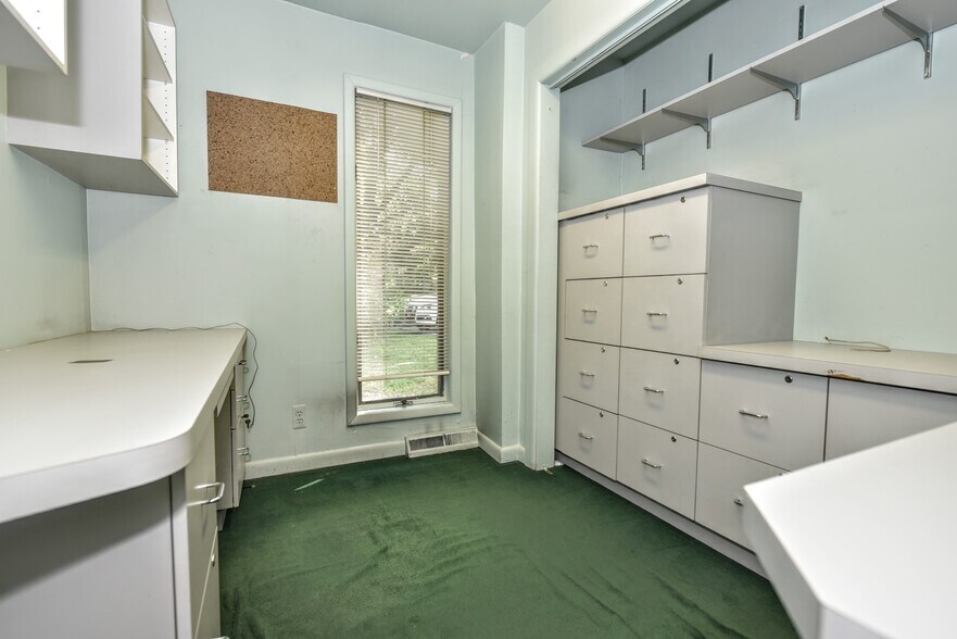 More Photos Of 276 State Rt.94, Vernon Medical For Sale