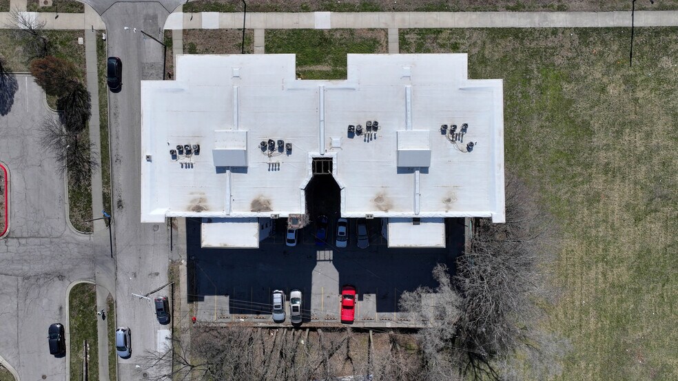 More Photos Of 1614-1620 E Linwood Blvd, Kansas City Apartments For Sale