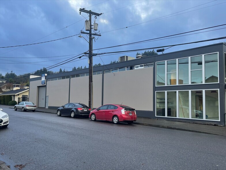 More Photos Of 5805 SW Hood Ave, Portland Warehouse For Lease