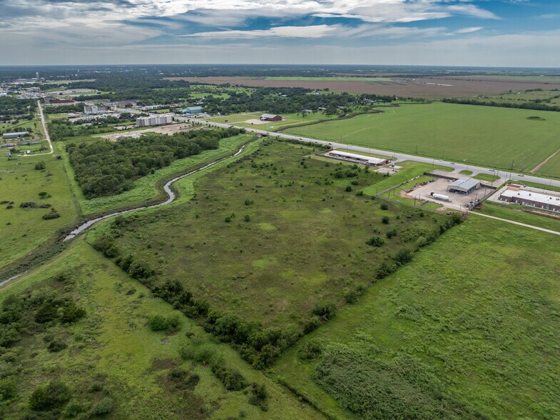 More Photos Of TX-35 @ Bucks Bayou, Bay City Land For Sale