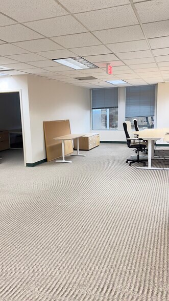 More Photos Of 7500 Greenway Center Dr, Greenbelt Office For Lease