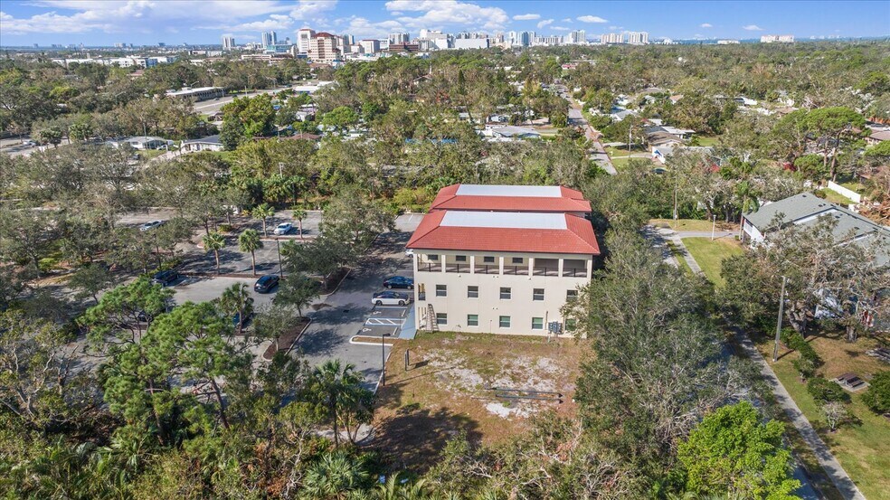 More Photos Of 2641 Fruitville Rd 0, Sarasota Medical For Sale