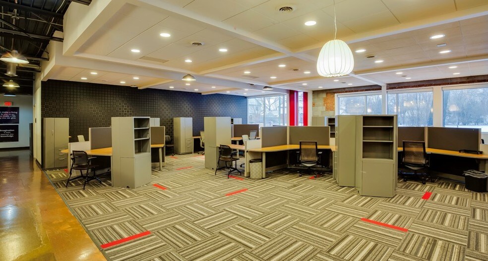 More Photos Of 1200-1264 Woodward Hts, Ferndale Research And Development For Lease