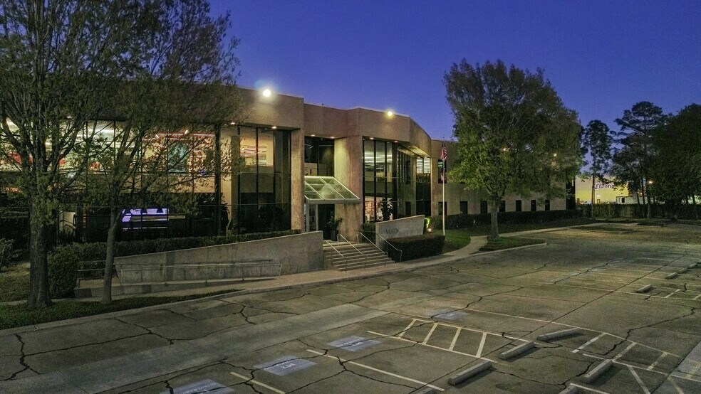 More Photos Of 6869 Old Katy Rd, Houston Flex For Lease