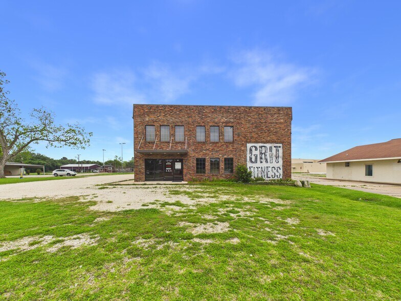 More Photos Of 431 S 17th St, West Columbia Warehouse For Sale
