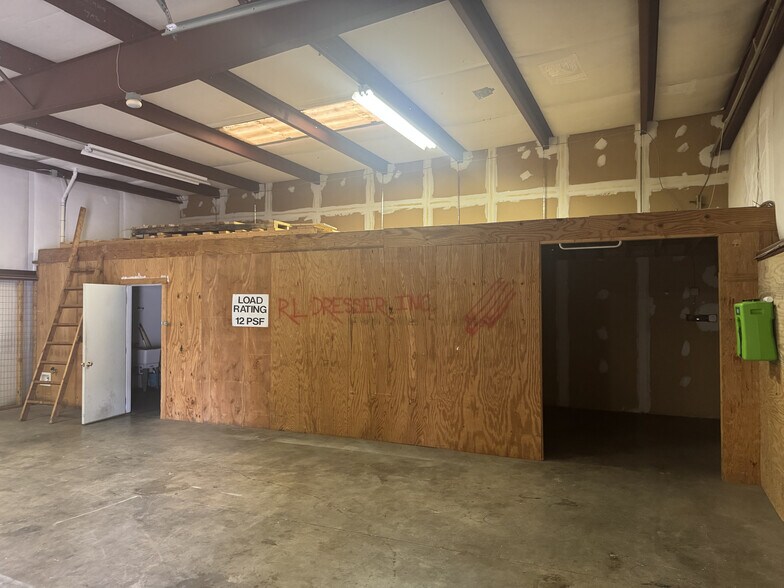 More Photos Of 4106 Atlantic Ave, Raleigh Warehouse For Lease