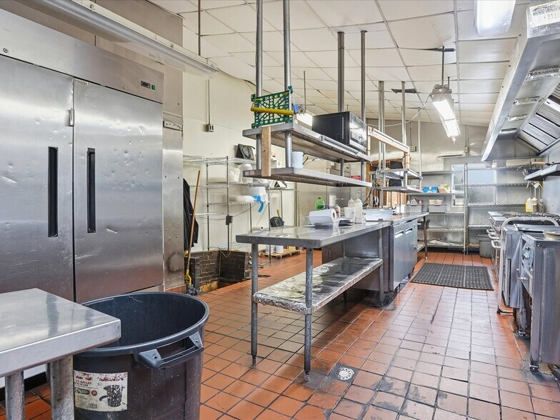 More Photos Of 1874 Route 611, Mount Pocono Restaurant For Sale