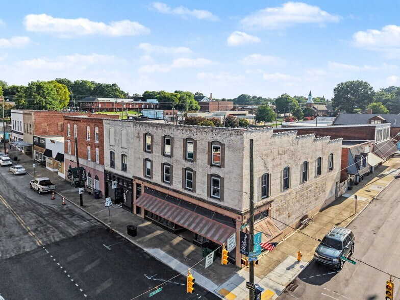 More Photos Of 100 S Market St, Madison Restaurant For Sale