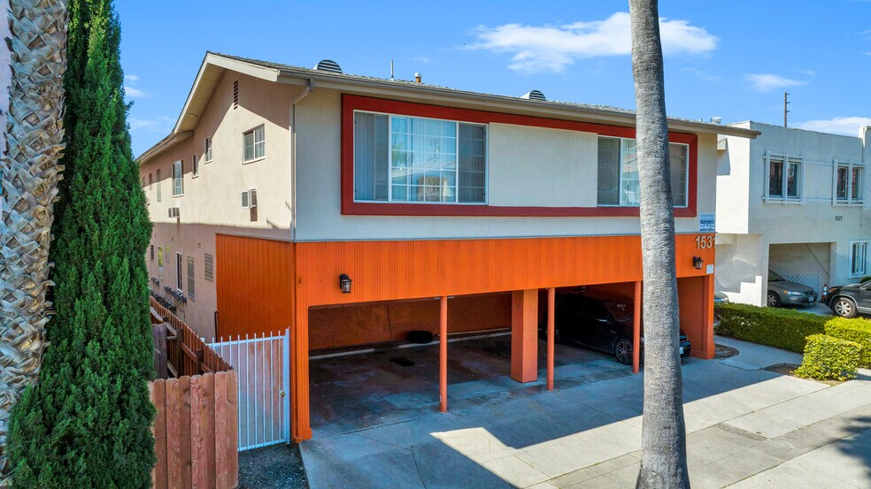 More Photos Of 1531 Corinth Ave, Los Angeles Apartments For Sale