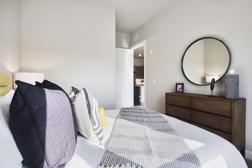 More Photos Of 4055 Inca St, Denver Apartments For Lease