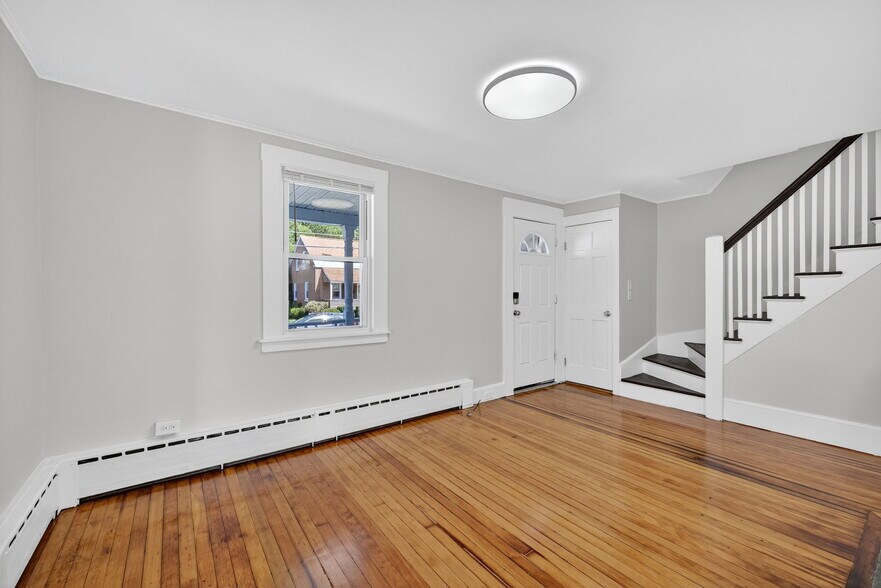 More Photos Of 18 Perry Ave, Nashua Apartments For Sale