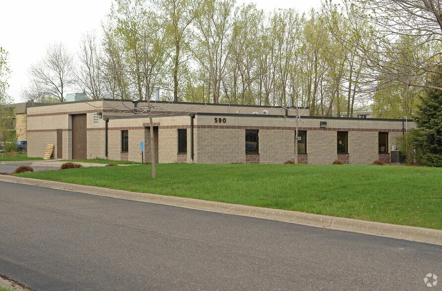 Primary Photo Of 590 Cardigan Rd, Shoreview Warehouse For Lease