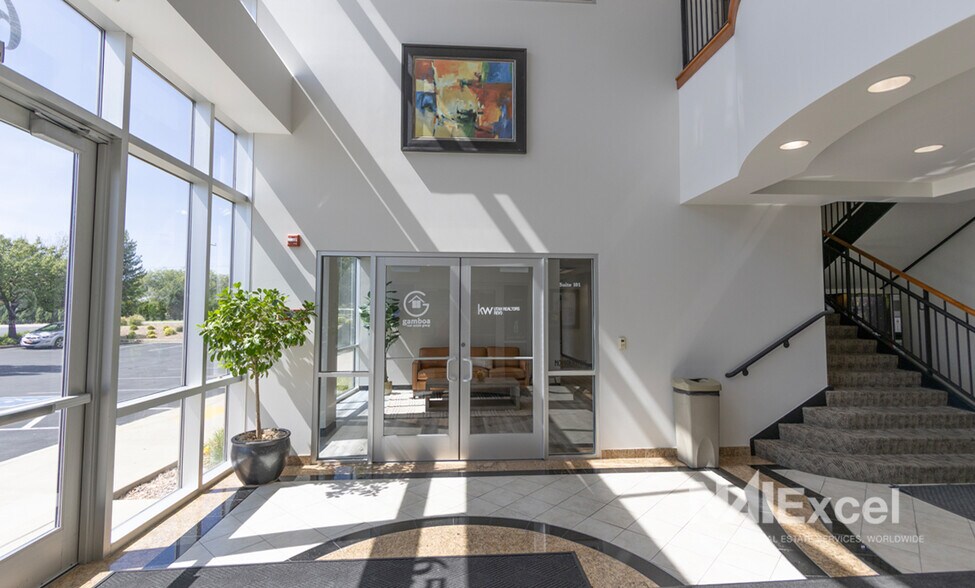 More Photos Of 6575 S Redwood Rd, Taylorsville Office For Lease