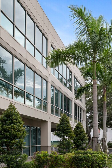 More Photos Of 2963 Gulf To Bay Blvd, Clearwater Office For Lease