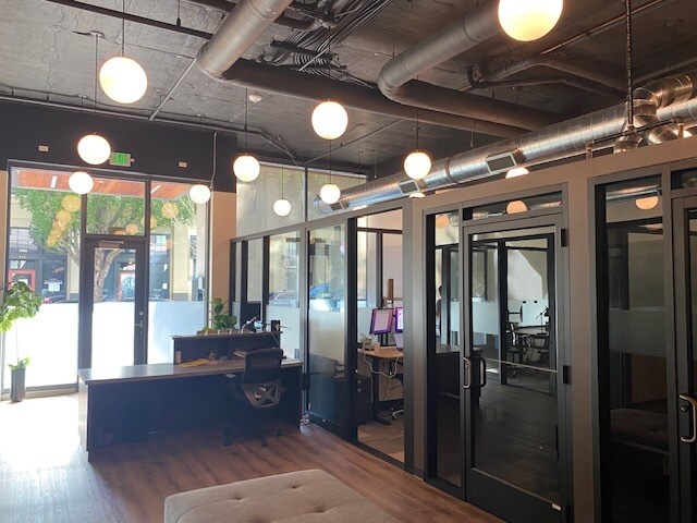 More Photos Of 151 NW 9th Ave, Portland Apartments For Lease