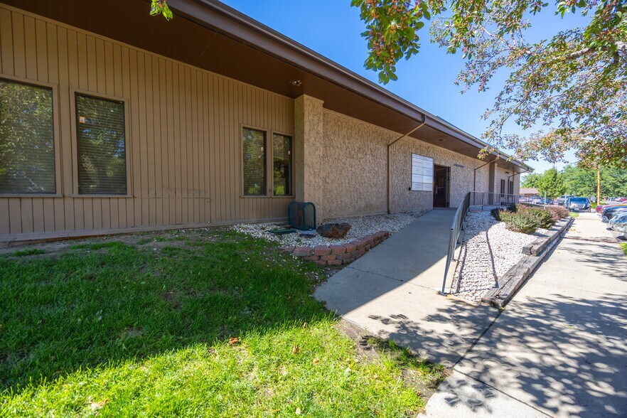 More Photos Of 7823-7837 W 38th Ave, Wheat Ridge Medical For Sale