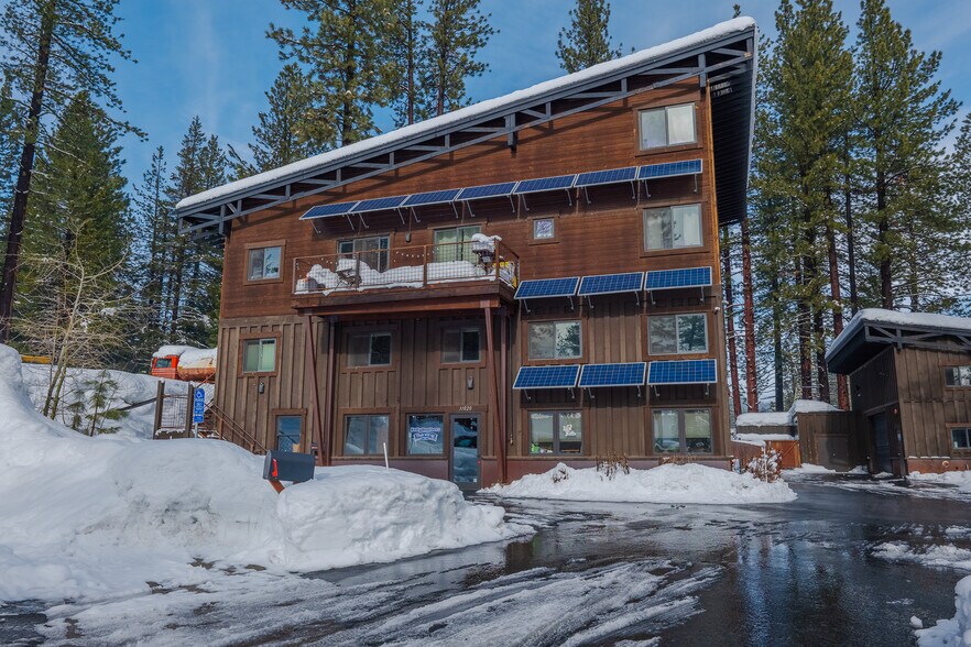 Primary Photo Of 11020 Trails End Ct, Truckee Flex For Lease