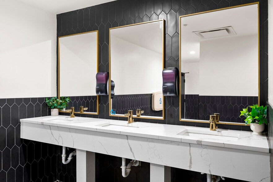 More Photos Of 132 Broadway, Schenectady Apartments For Sale