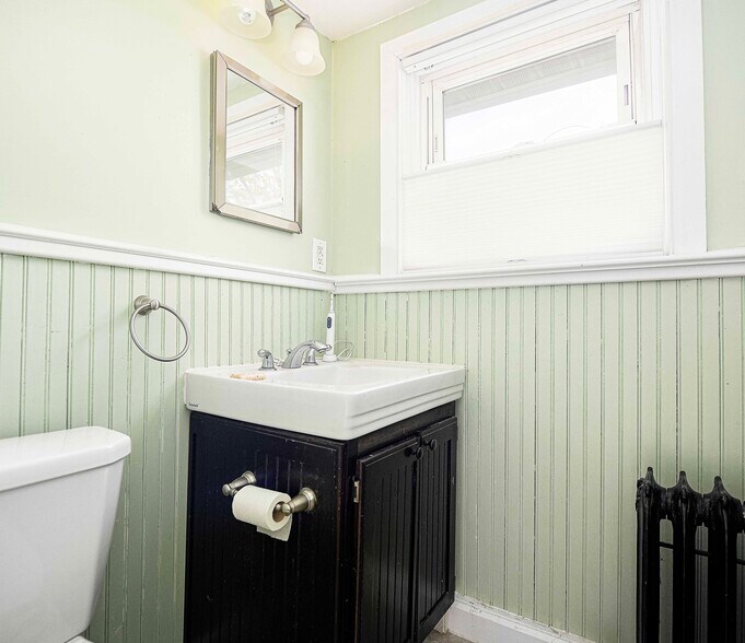 More Photos Of 1537 S Rolling Rd, Halethorpe Apartments For Sale