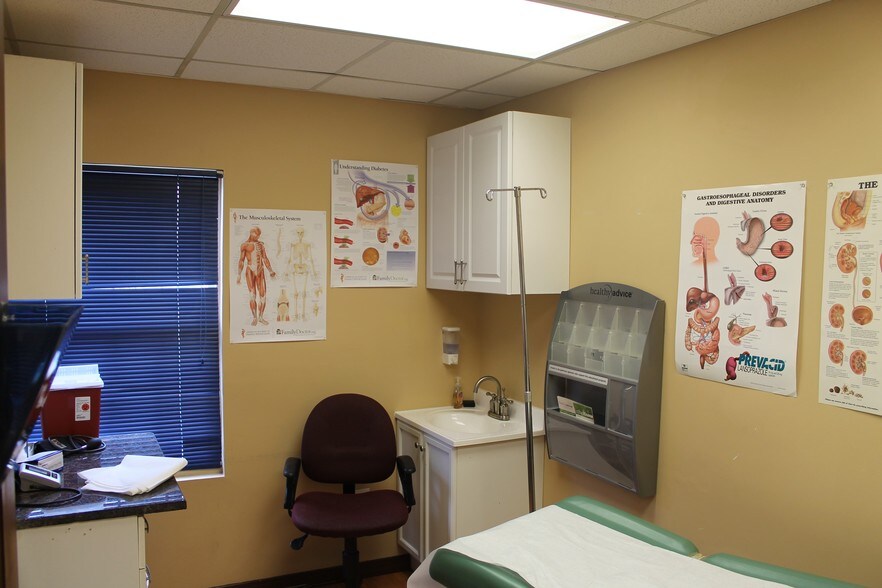 More Photos Of 5122 Leesburg Pike, Alexandria Medical For Lease