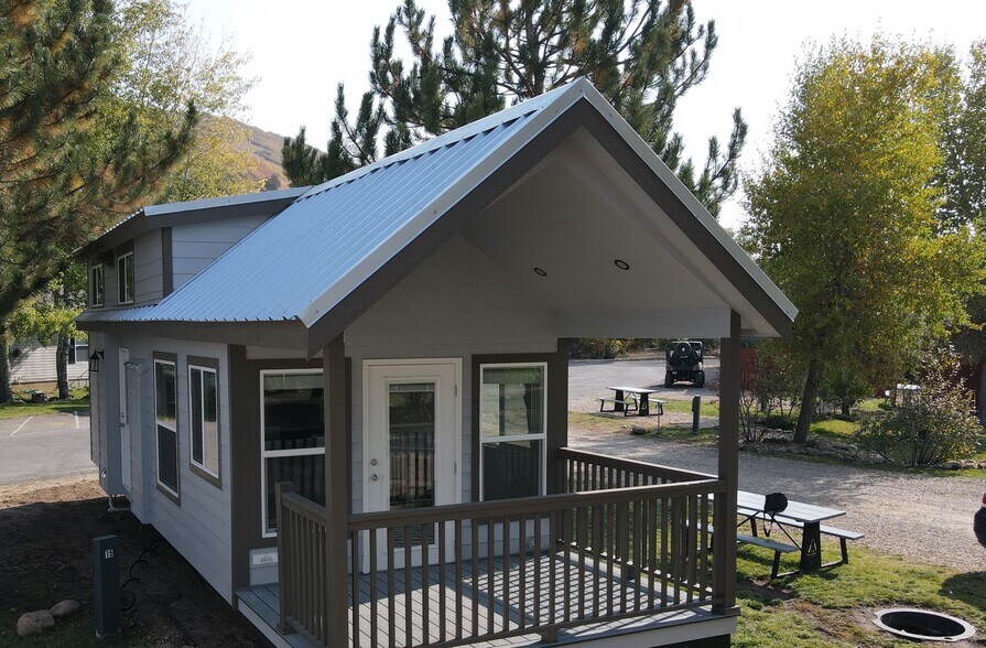 More Photos Of 5175 E Highway 35, Kamas Trailer Camper Park For Sale