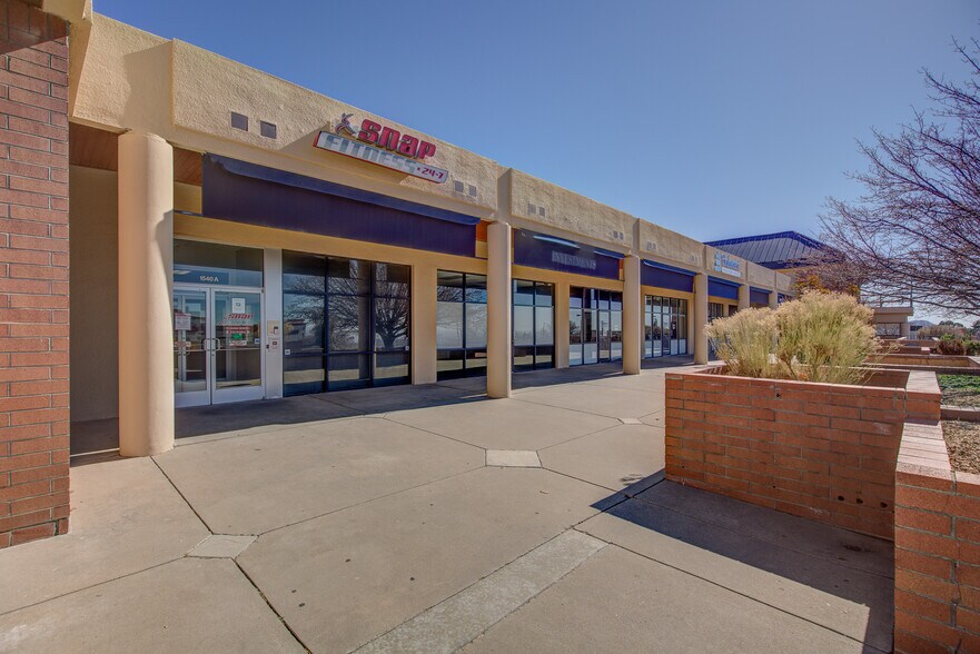 More Photos Of 1530-1540 Tramway Blvd NE, Albuquerque Storefront Retail Office For Sale
