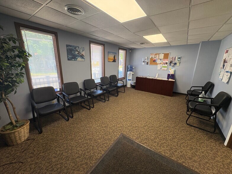 More Photos Of 773 Pershing St, Ellwood City Office For Sale