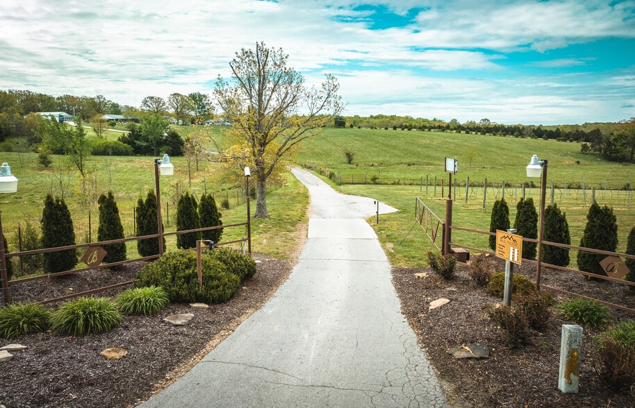 More Photos Of 5870 Old 66, Leasburg Winery Vineyard For Sale