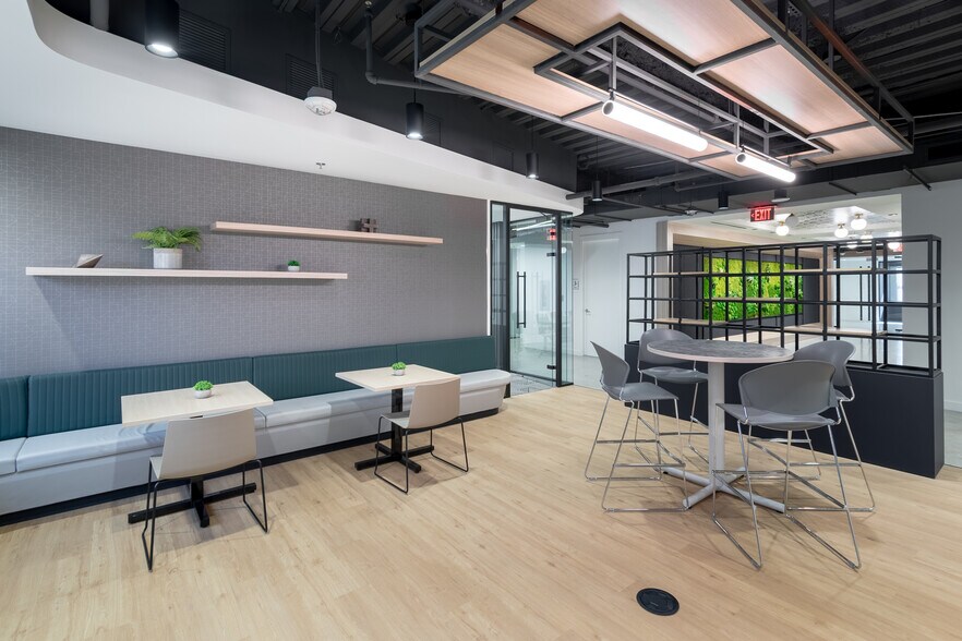 More Photos Of 4401 N Fairfax Dr, Arlington Office For Lease