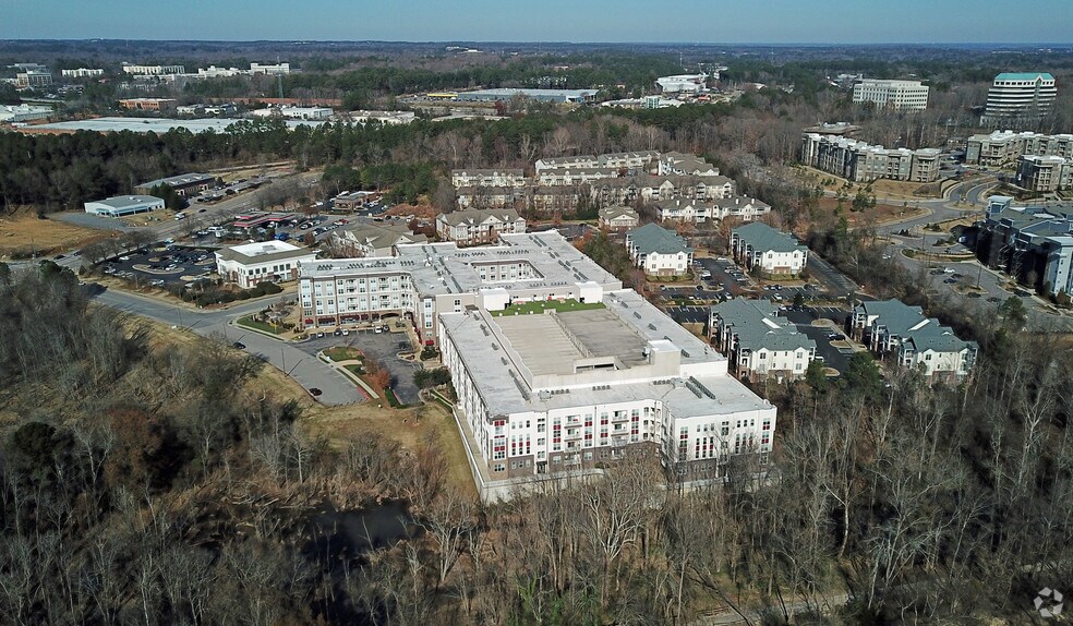 More Photos Of 900 E Six Forks Rd, Raleigh Apartments For Lease