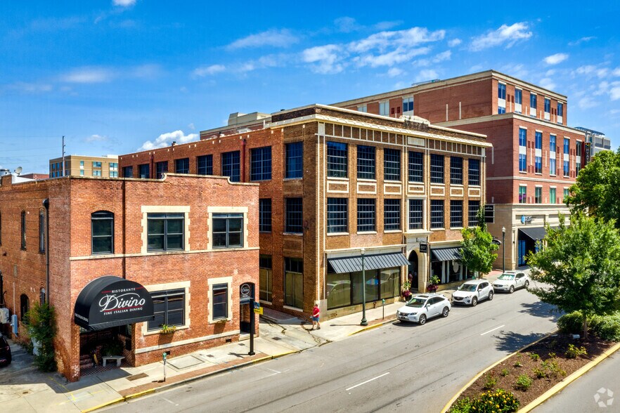 More Photos Of 807 Gervais St, Columbia Office For Sale