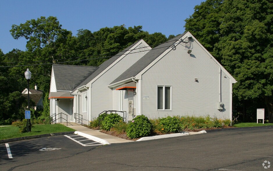 More Photos Of 9 Water St, Chester Bank For Lease