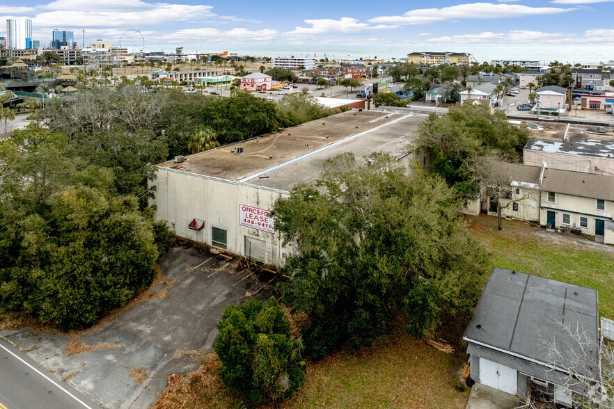 More Photos Of 604 Oak St, Myrtle Beach Warehouse For Sale