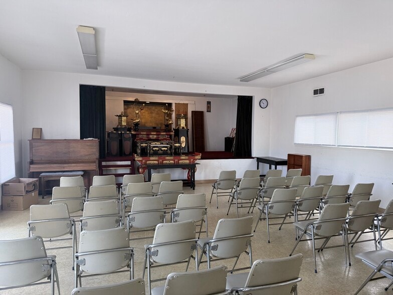 More Photos Of 25316 Frampton Ave, Harbor City Religious Facility For Sale