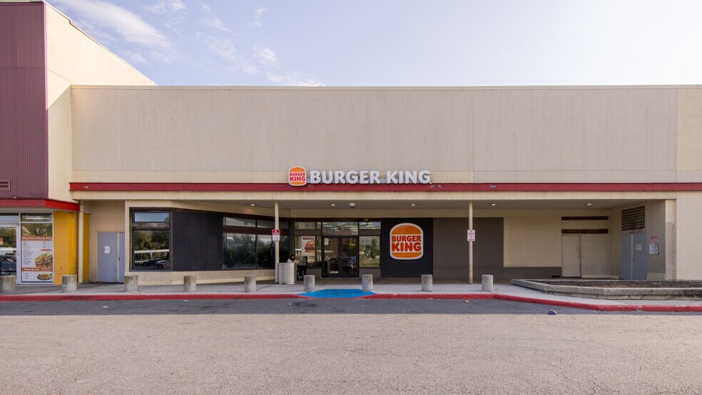 More Photos Of 2301-2401 Liberty Heights Ave, Baltimore Unknown For Lease