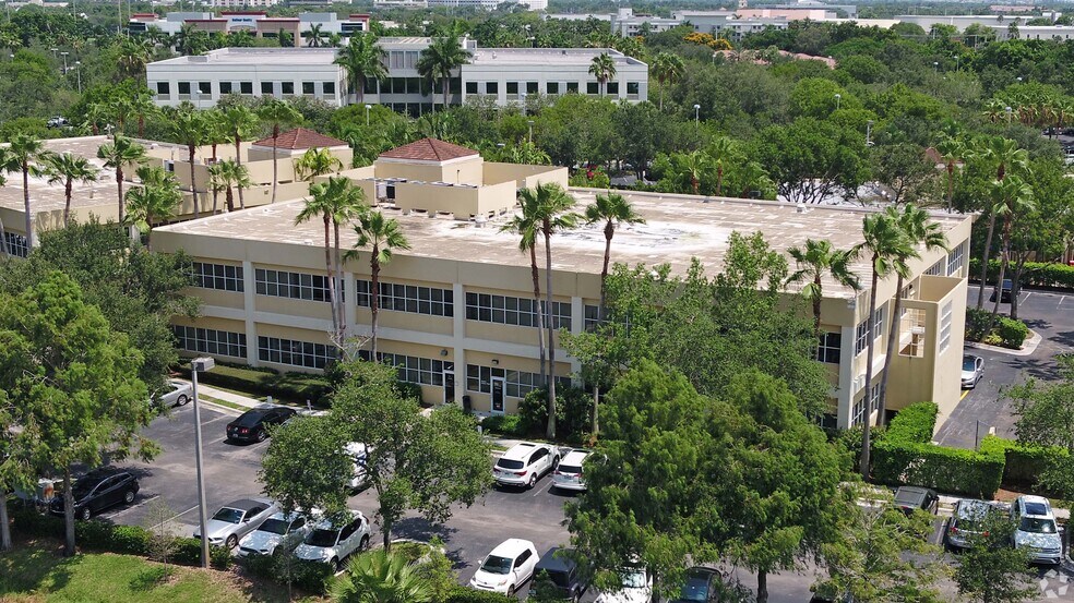 More Photos Of 861 SW 78th Ave, Plantation Office For Lease