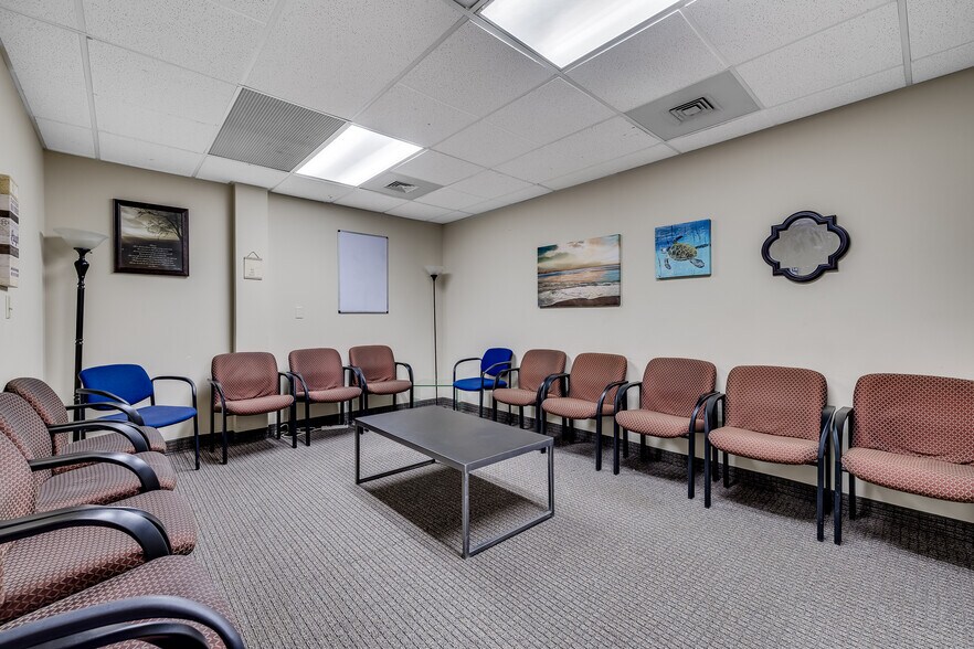 More Photos Of 4555 Erin Dr, Eagan Office For Sale