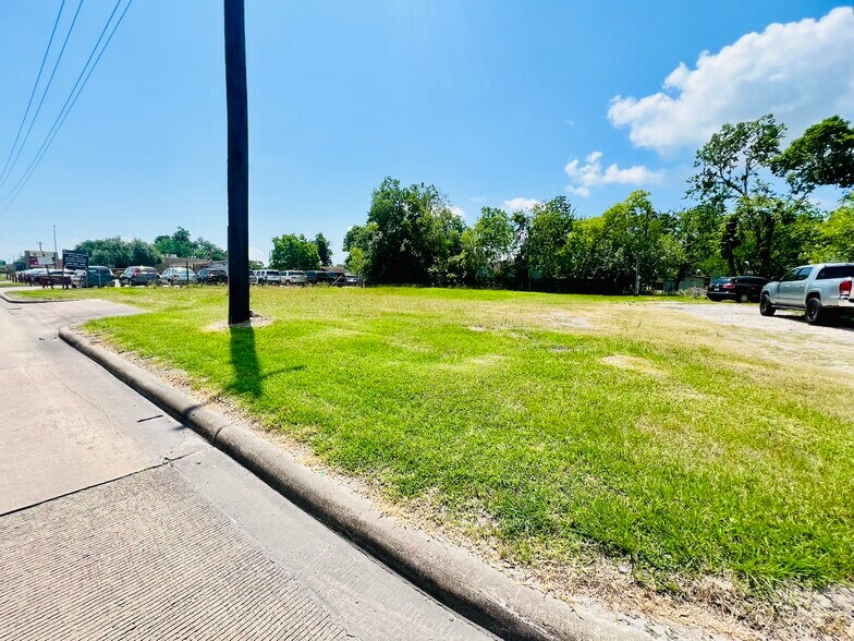 More Photos Of 9414 Spencer Hwy, La Porte Land For Sale